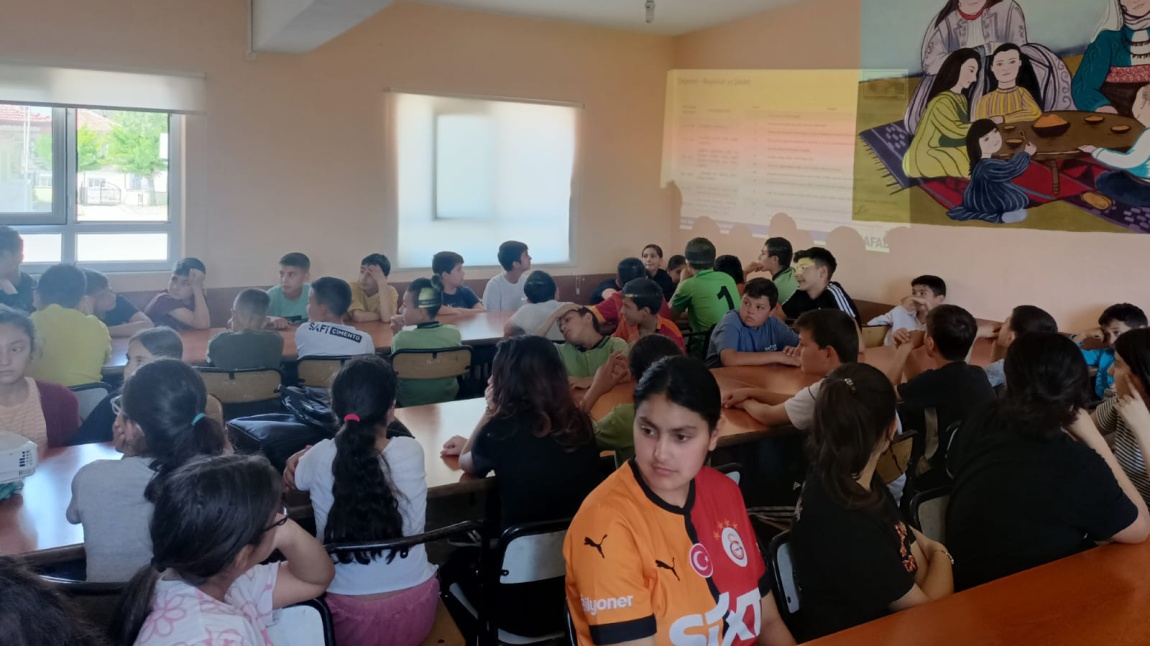 OKULUMUZDA AFET FARKINDALIK EĞİTİMİ VERİLDİ